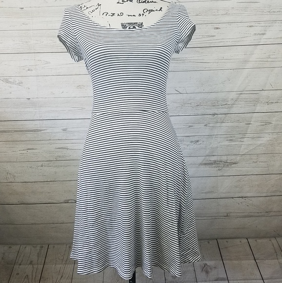 American Eagle Outfitters Dresses & Skirts - American Eagle Striped Cap Sleeve Open Back Dress